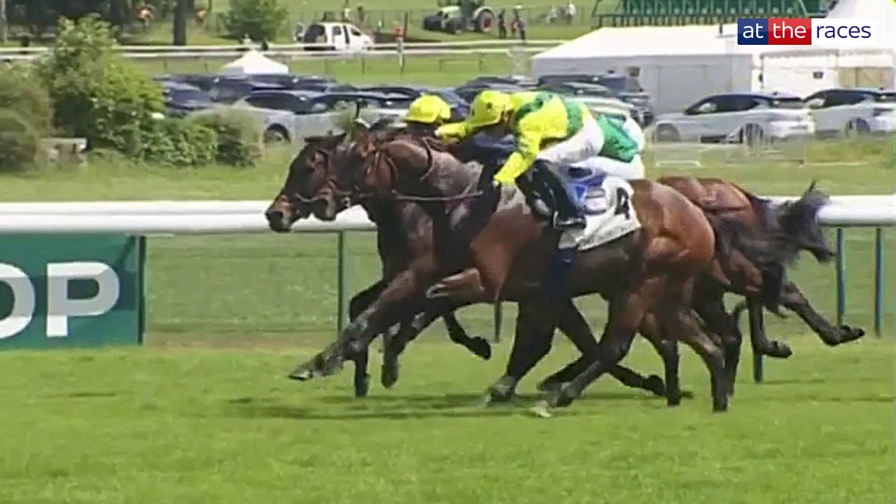 HOW CLOSE?! Mqse De Sevigne beats Horizon Dore to win the Prix d'Ispahan!