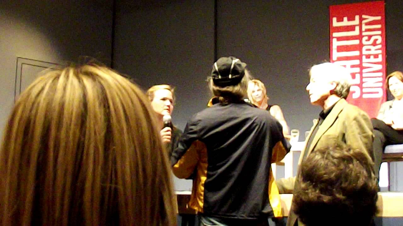 Duff McKagan @ Seattle Book Signing gets verbally attacked by Richard Lee - EROSMUSIC.us