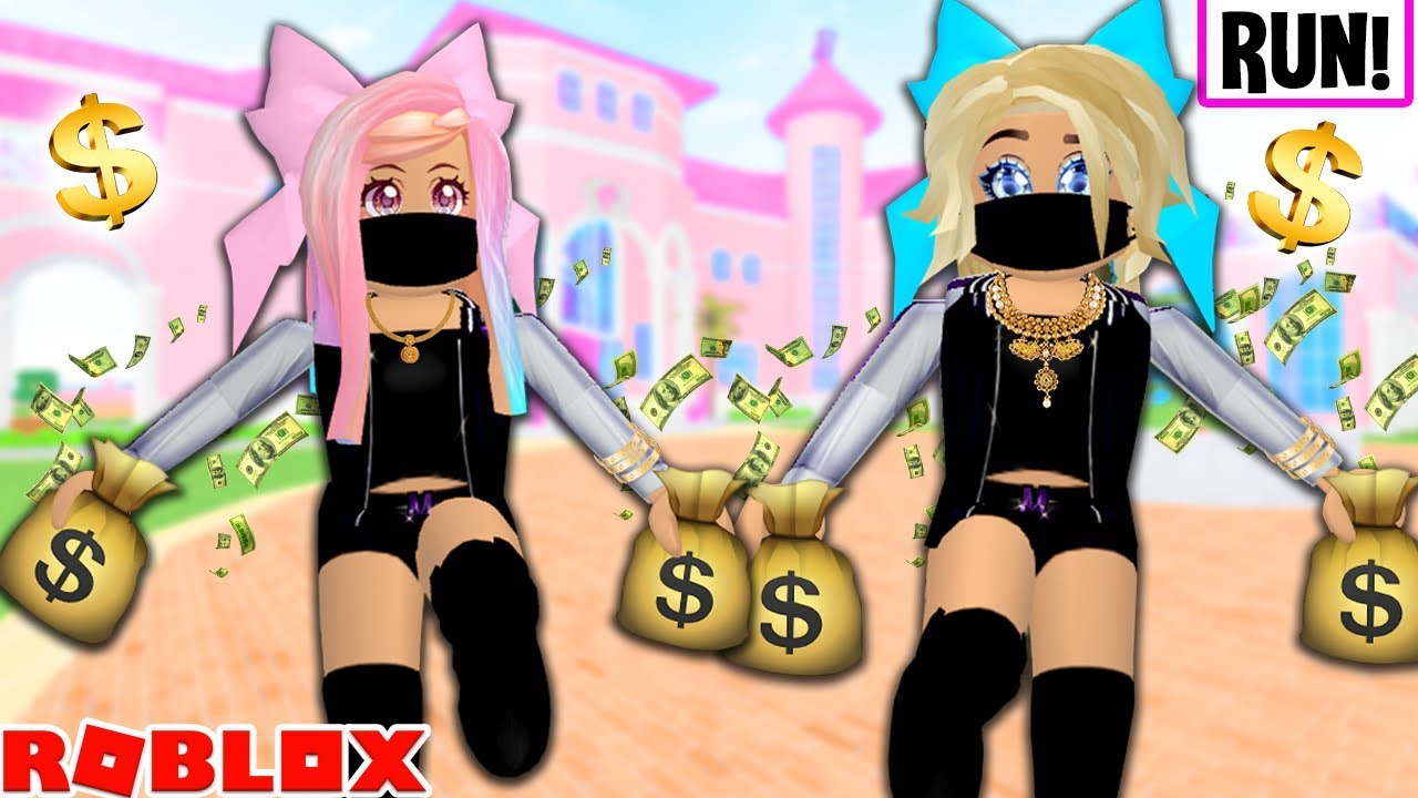 We Broke Into The RICHEST MANSIONS In Bloxburg And This Happened... Bloxburg