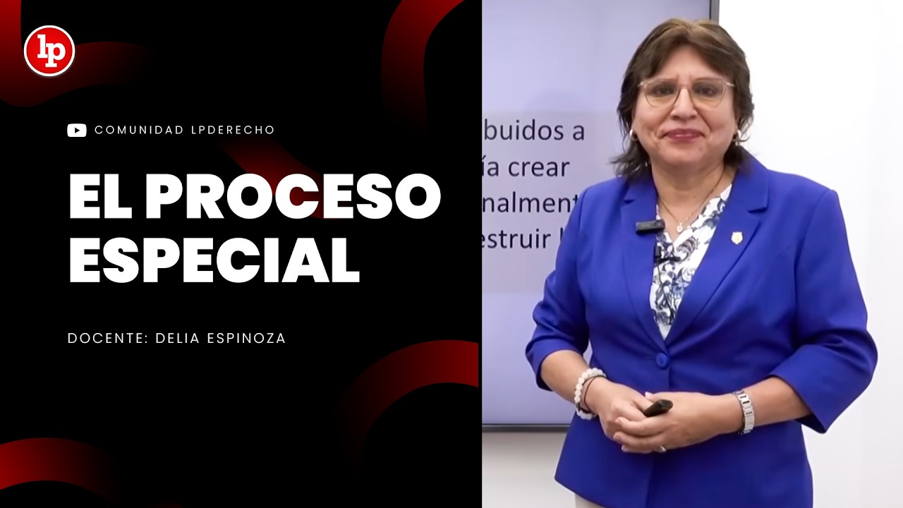 Delia Espinoza dictó clase sobre el proceso especial contra altos funcionarios.