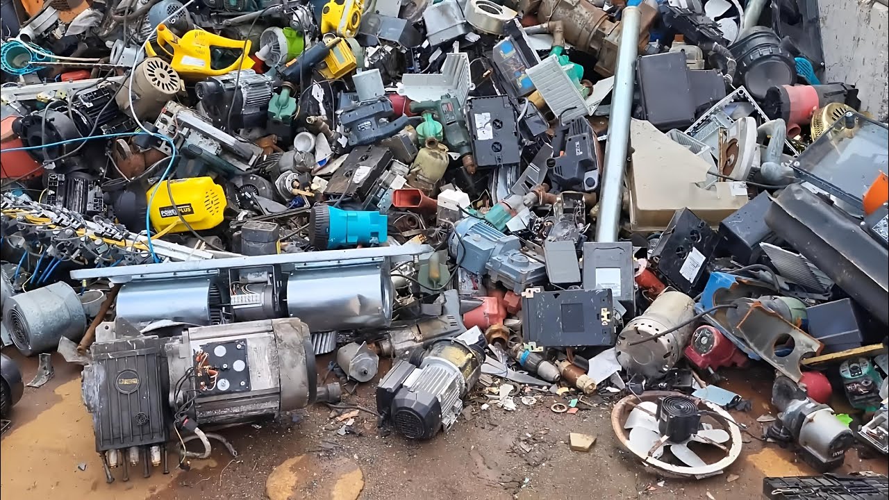 🔥Scrap Yard Turned into a Treasure! You Won&rsquo;t Believe These Tools I Found!