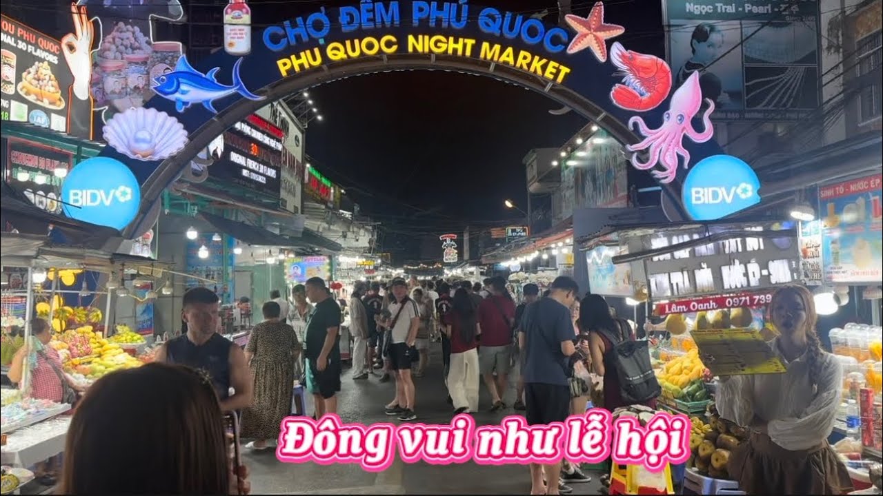 Chợ đêm Phú Quốc tối mùng 1 tết rất vui | kim vi