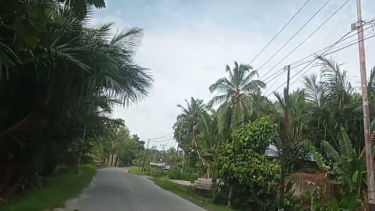 Jalan Pantai Sikakap Matobe Pantai Mapadeggat Goisooinan Pantai Tuapejat Sioban Katiet Amtrak F7 @@