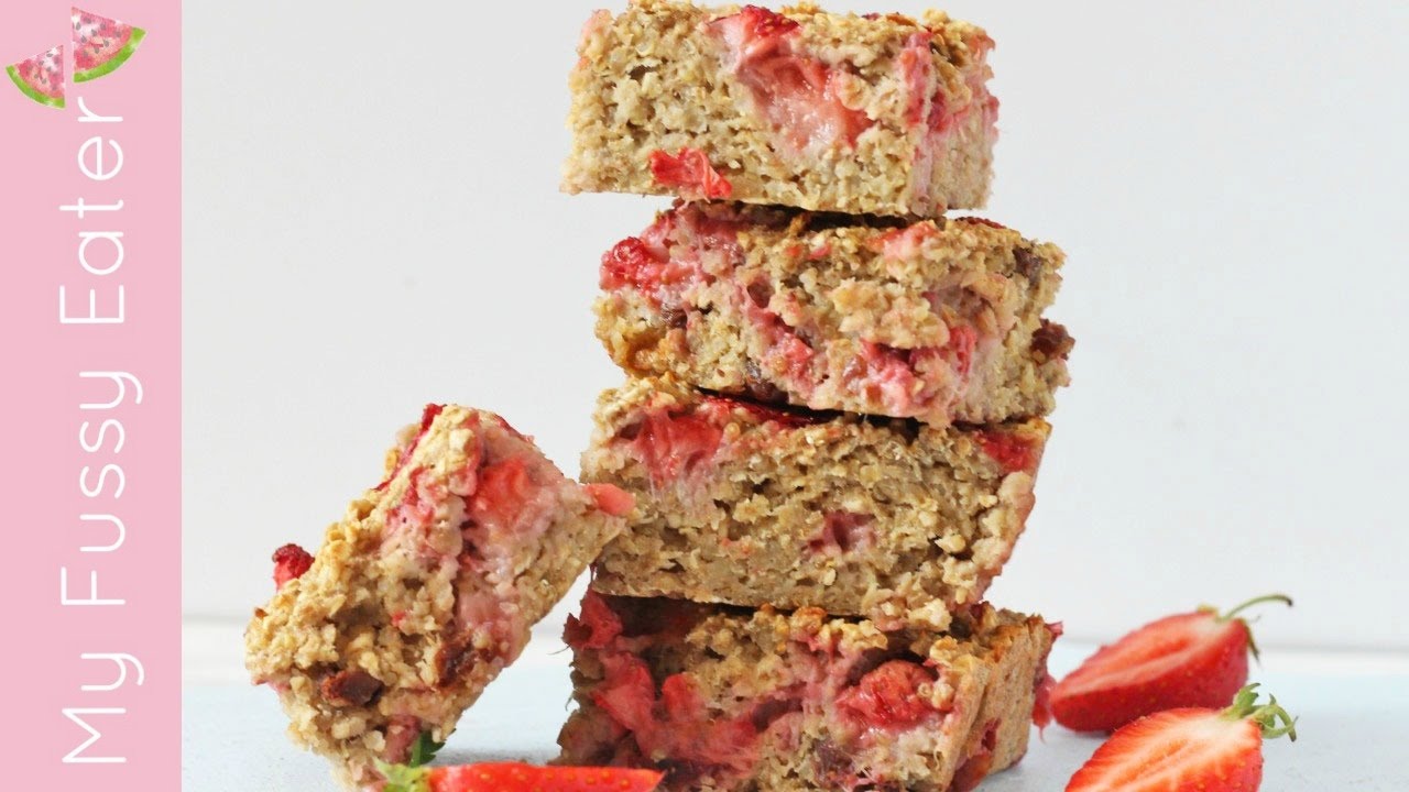 Strawberry Quinoa Breakfast Bars | Healthy Breakfast Recipe