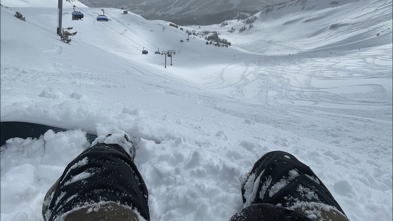 REALLY DEEP Powder Snowboarding Big Sky Resort