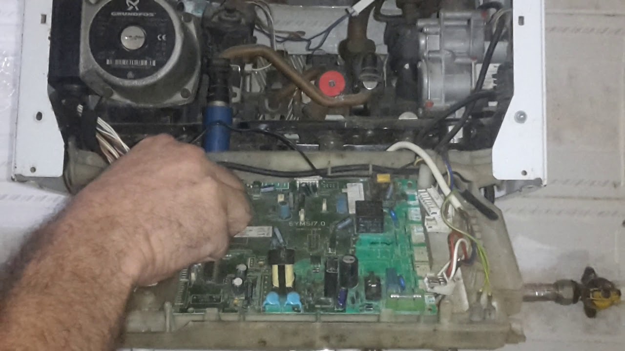 Reparation chaudiere saunier duval  erreur f13 تصليح شوديار f13