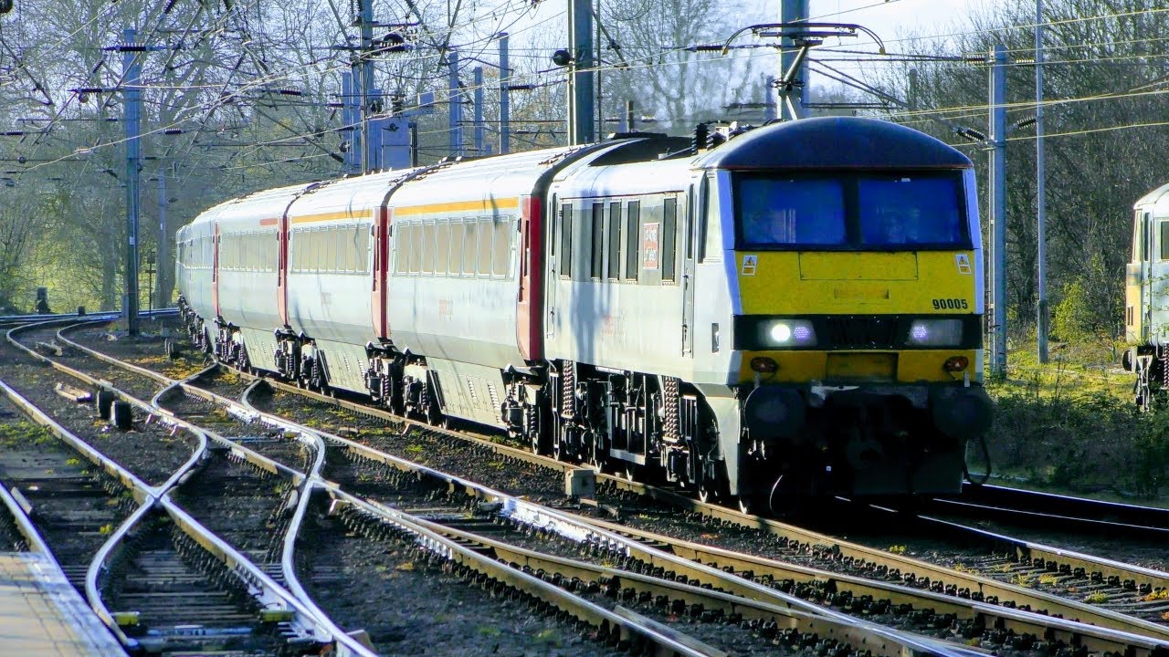 Trains at Ipswich, GEML | 04/04/19