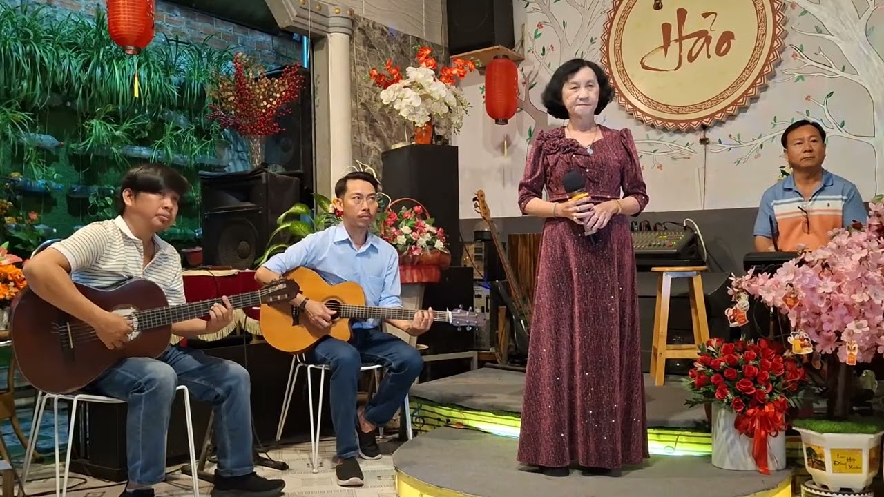 Đan áo mùa xuân.tb chị Sang