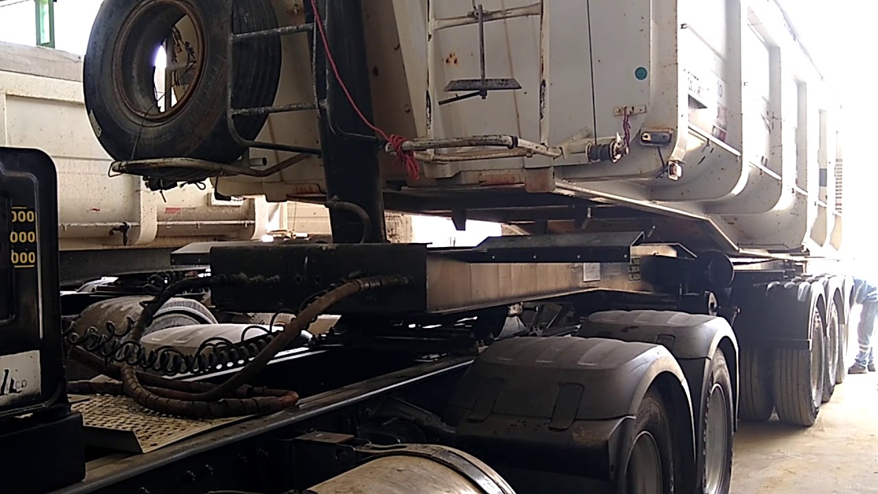 Acionamento Eletropneumático da Tomada de Força e Bomba - DAF CF 58.360