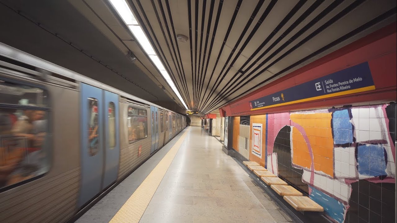 Portugal, Lisbon, Metro ride from Marques De Pombal to Picoas