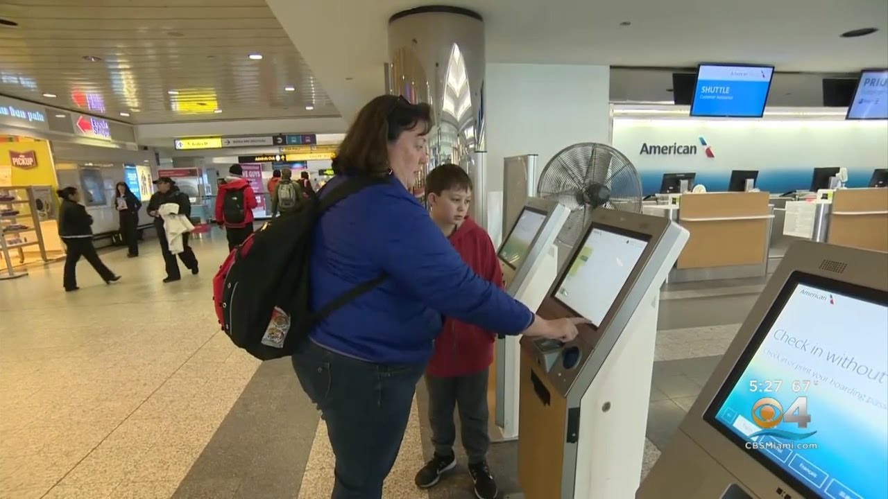 Petition Seeks For Major Airlines To Let Parents Sit Next To Their Kids For No Extra Charge