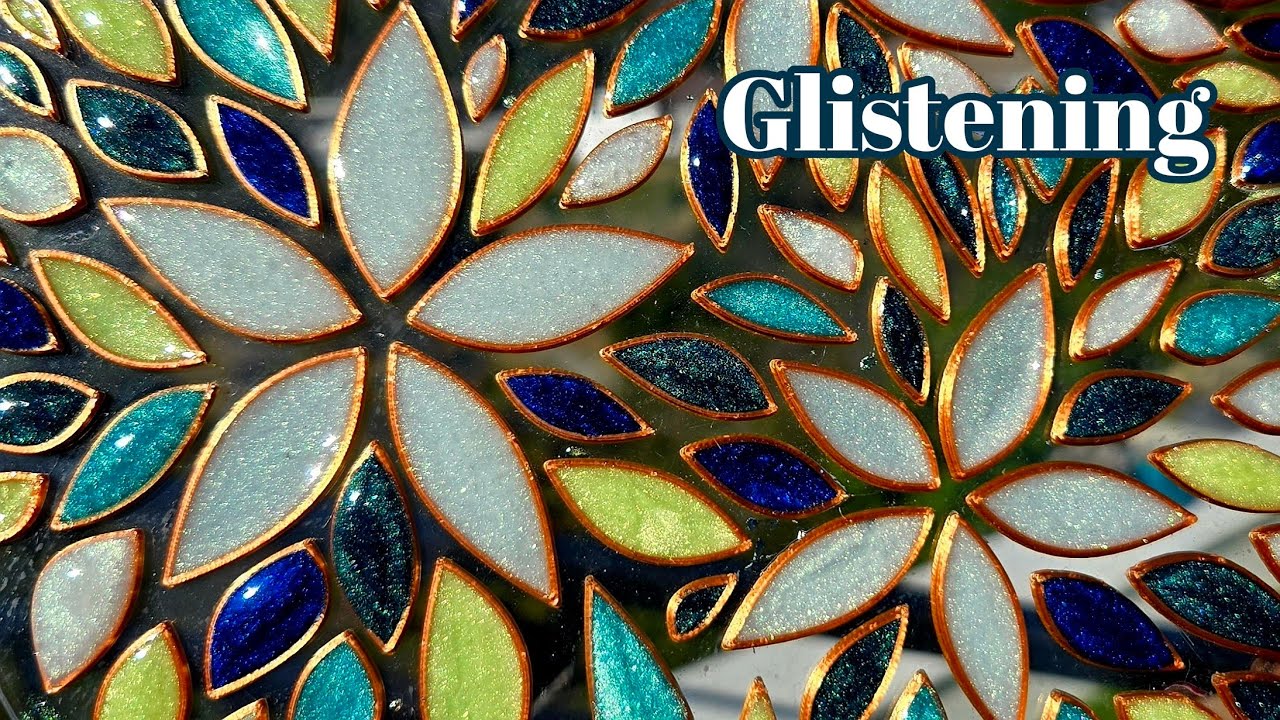 Glistening ✨️ Stunning Suncatcher Resin Art Ornament in 5 Vibrant Pigments