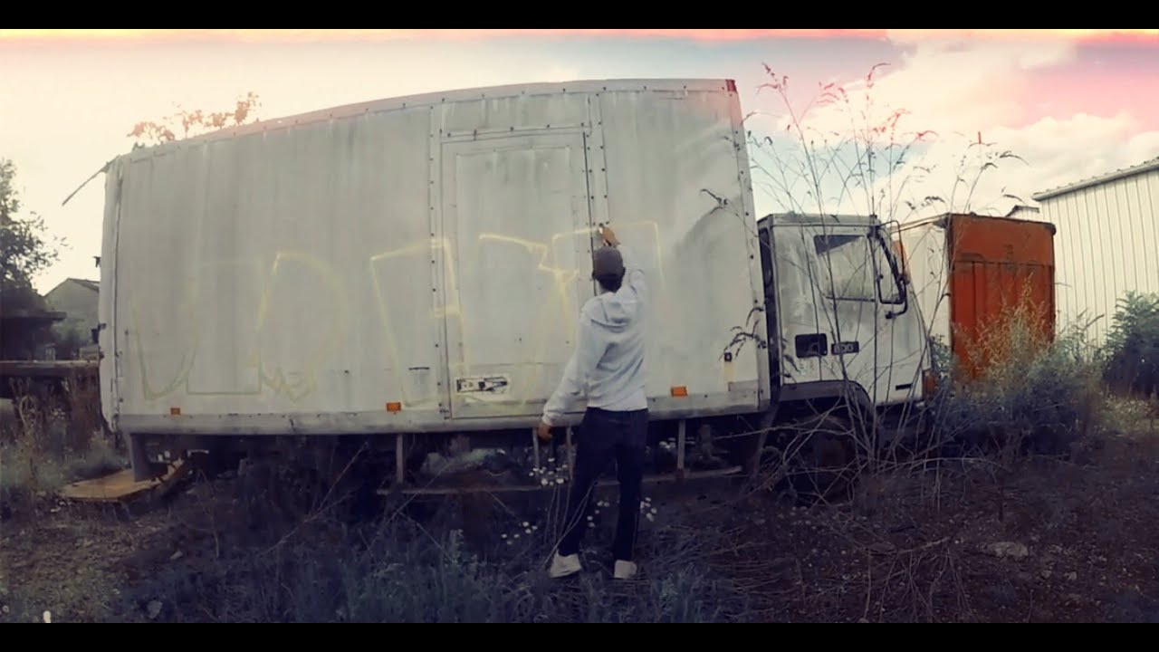 Graffiti -  Dozer CT // Truck Session x FLZ // Gopro 2017