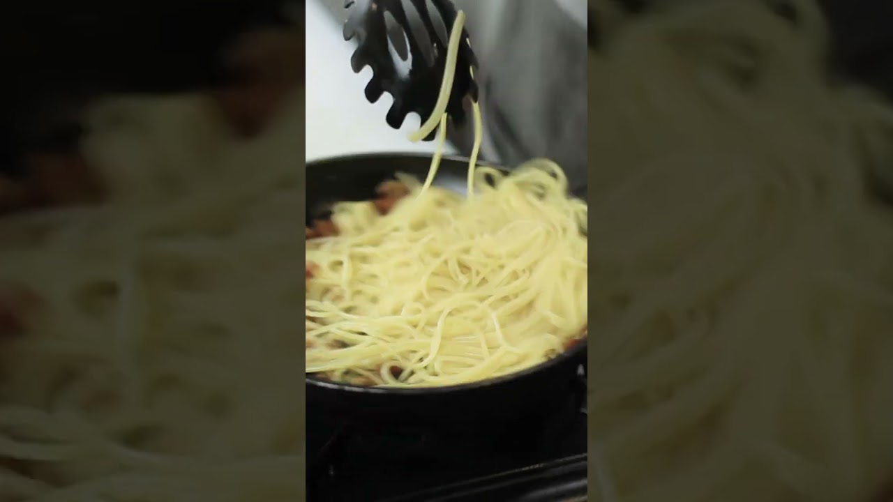 &iexcl;La aut&eacute;ntica pasta carbonara est&aacute; aqu&iacute;!