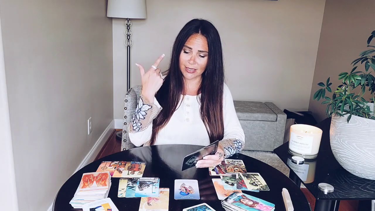 TAURUS, HOW THEY SEE YOU IS HOW THEY FEEL ABOUT THEMSELVES ❤ YOU VS THEM MID-SEPTEMBER TAROT READING