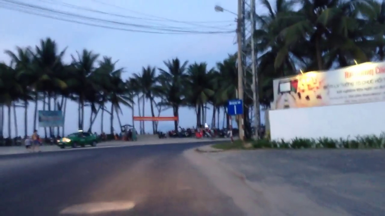 Biển Cửa Đại Hội An