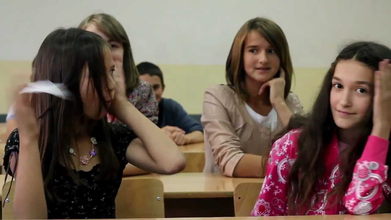 13 Hakerat Shpresarta Sadria Fjale Vetem Fjale YouTube sharing 1