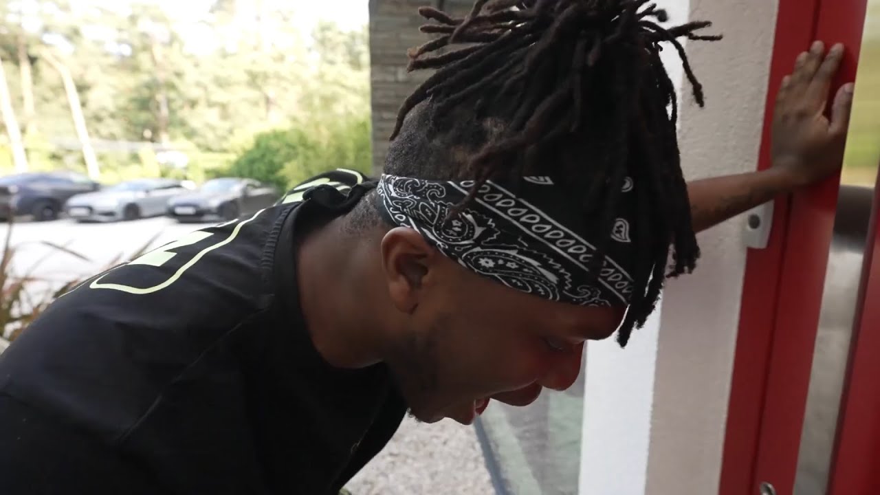 KSI VS THE DOOR