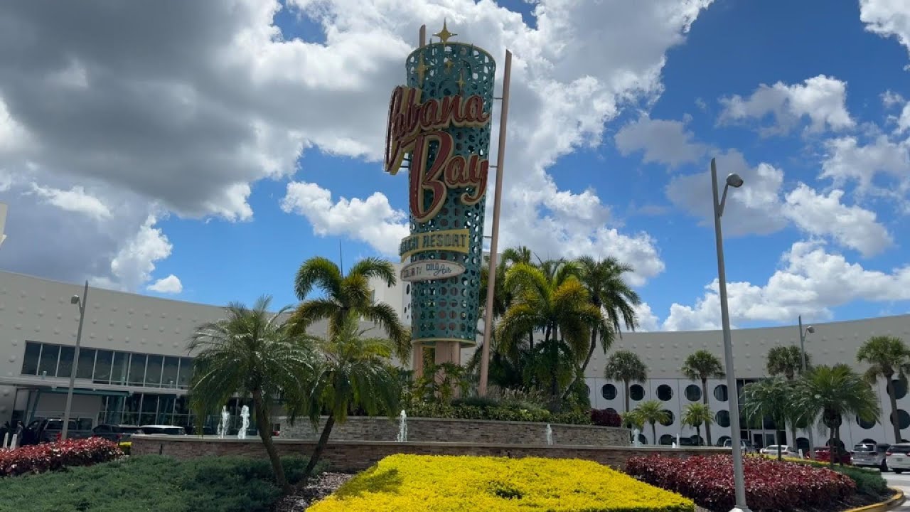 Nos quedamos en el HOTEL mas BARATO de UNIVERSAL ORLANDO RESORT / CABANA BAY BEACH