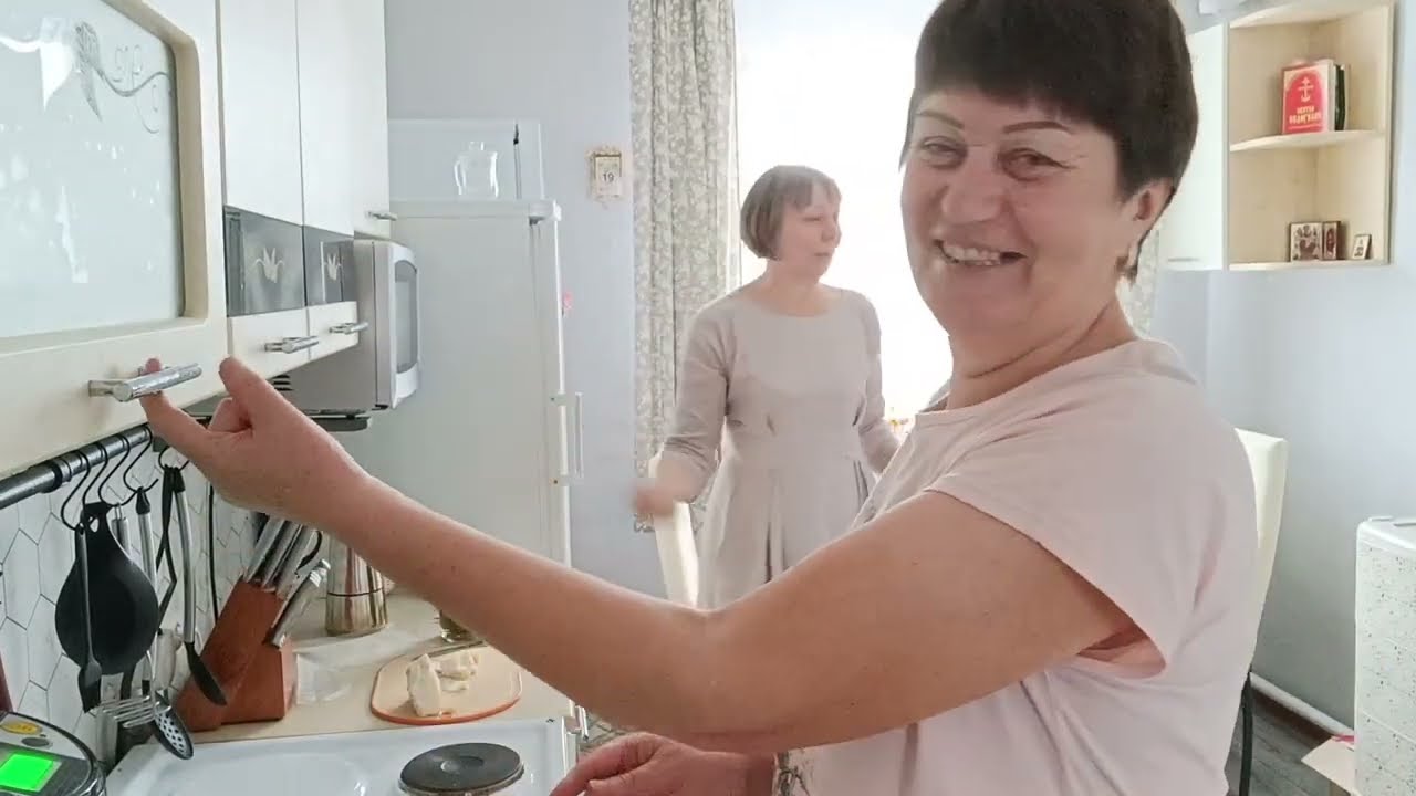 Жизнь на пенсии 🤗/ Приехала подруга, сидим выпиваем 🍾🥂 Красота🎉👍