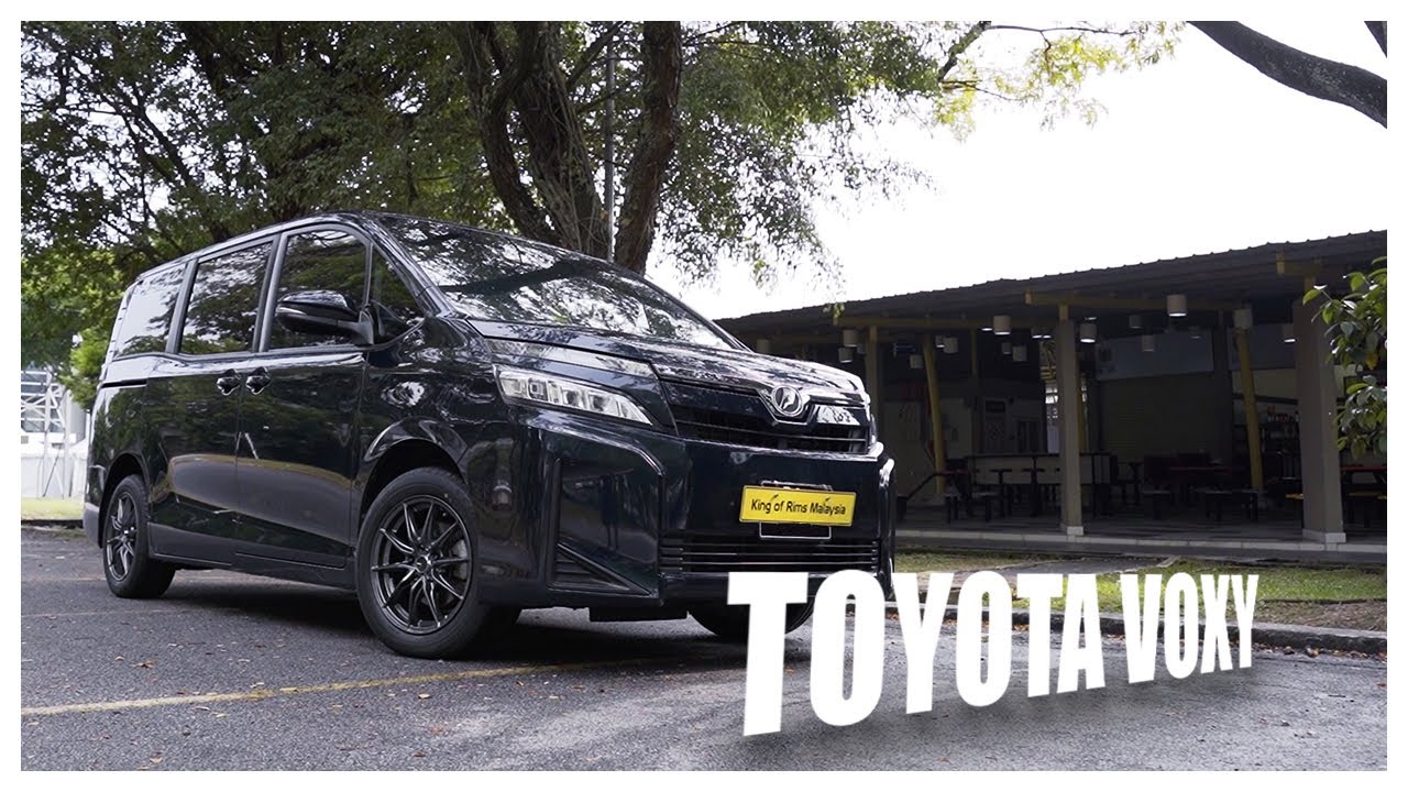 Fixing a set of Enkei Tuning Draco for Toyota Voxy