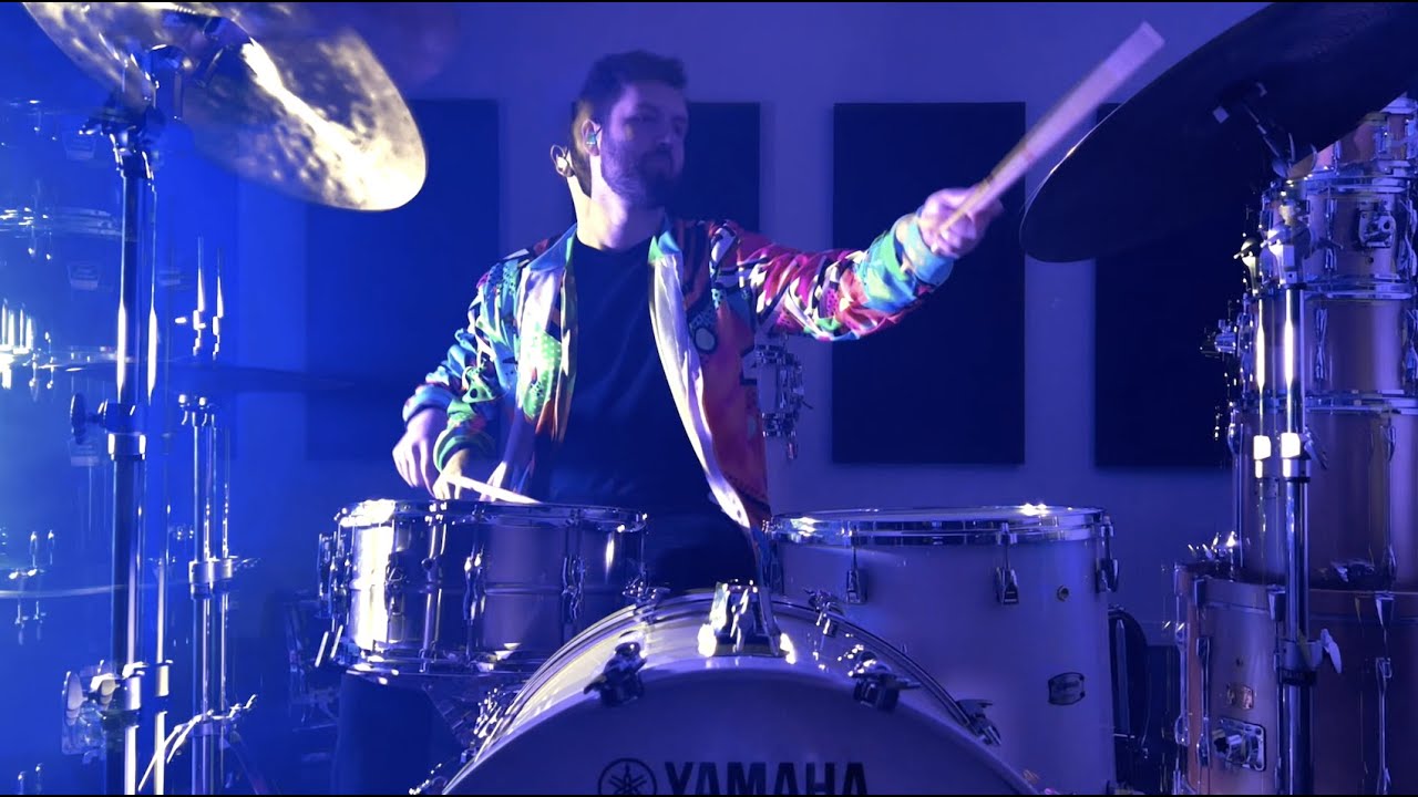 Franky Freedom & Frederic Robinson - Find Yourself (Music Video)