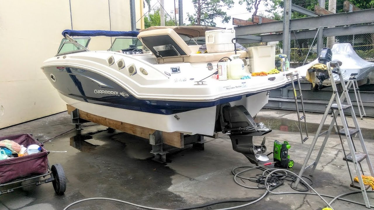 Boat Detailing Sarasota Bradenton (941)400-7897.