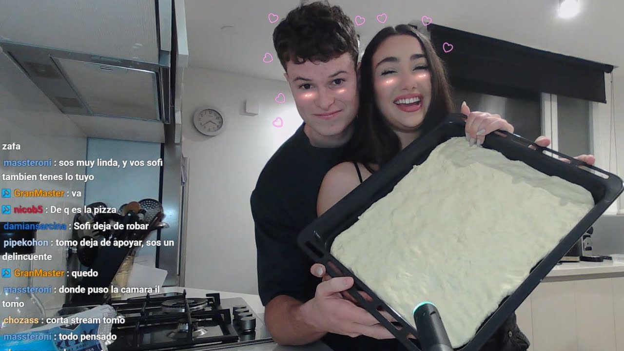 TOMO SE ENAMORA COCINANDO