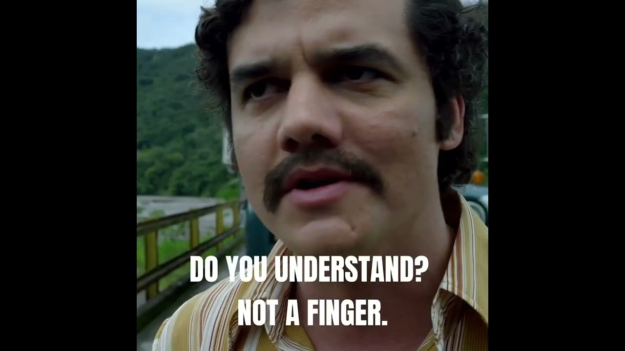 Pablo Escobar Introduces Himself To The Police | Narcos #shorts