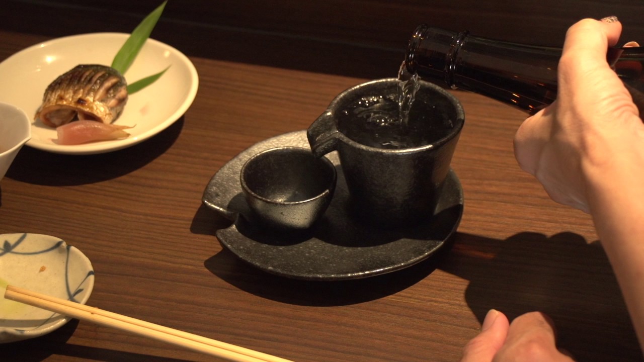 小兵の酒器　「シズル冷酒器」　-カネコ小兵製陶所-