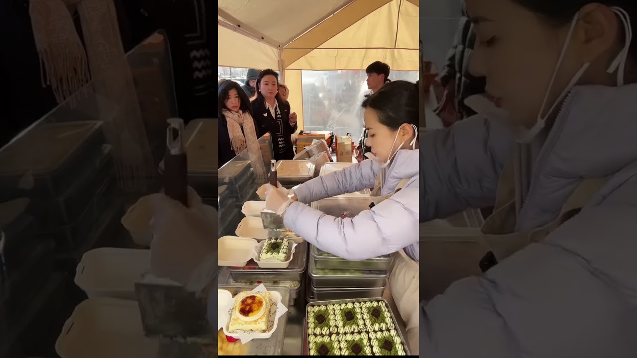 姐弟俩的提拉米苏摊“闪亮”出摊咯！忙得团团转，吃货们争先恐后排队，这美味在当地火出圈啦！#路边摊美味