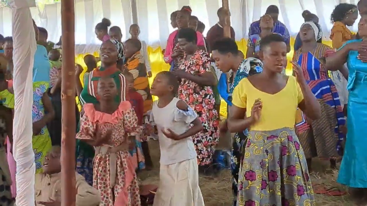 Mungu hajamalizana na wewee usijikatie tamaa 