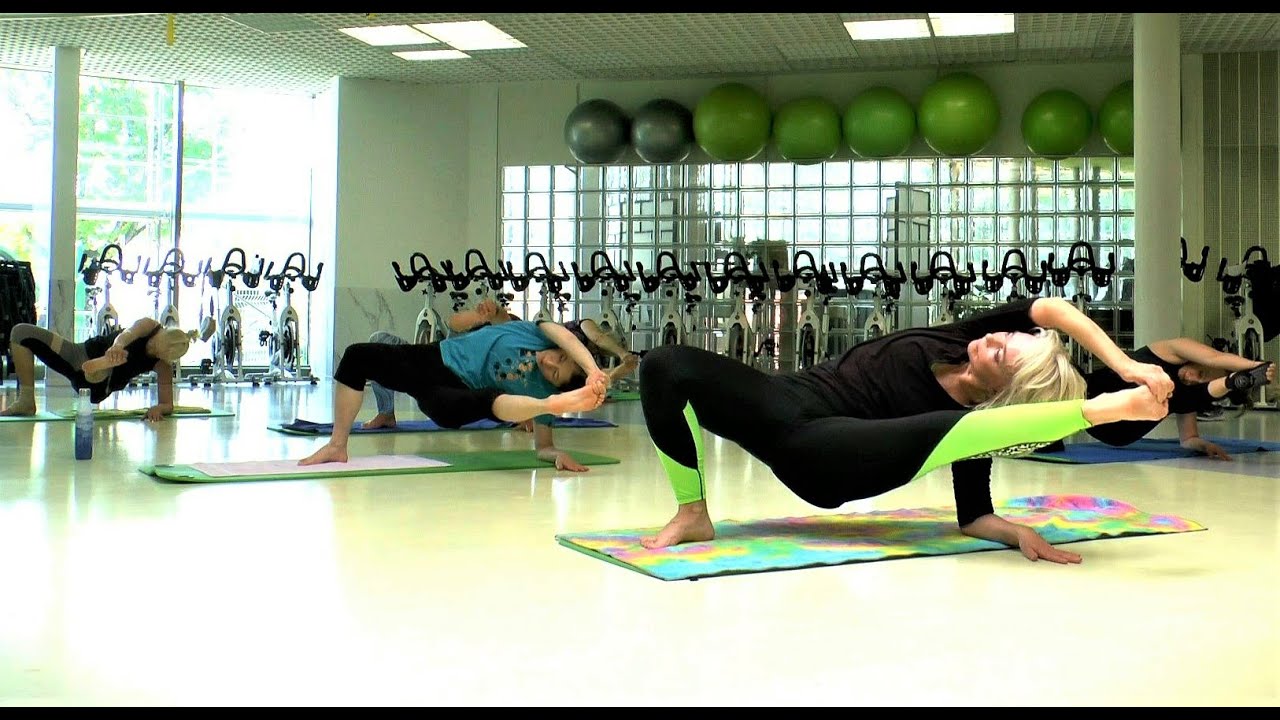 Yoga für den ganzen Körper. Workout for Strength & Flexibility.
