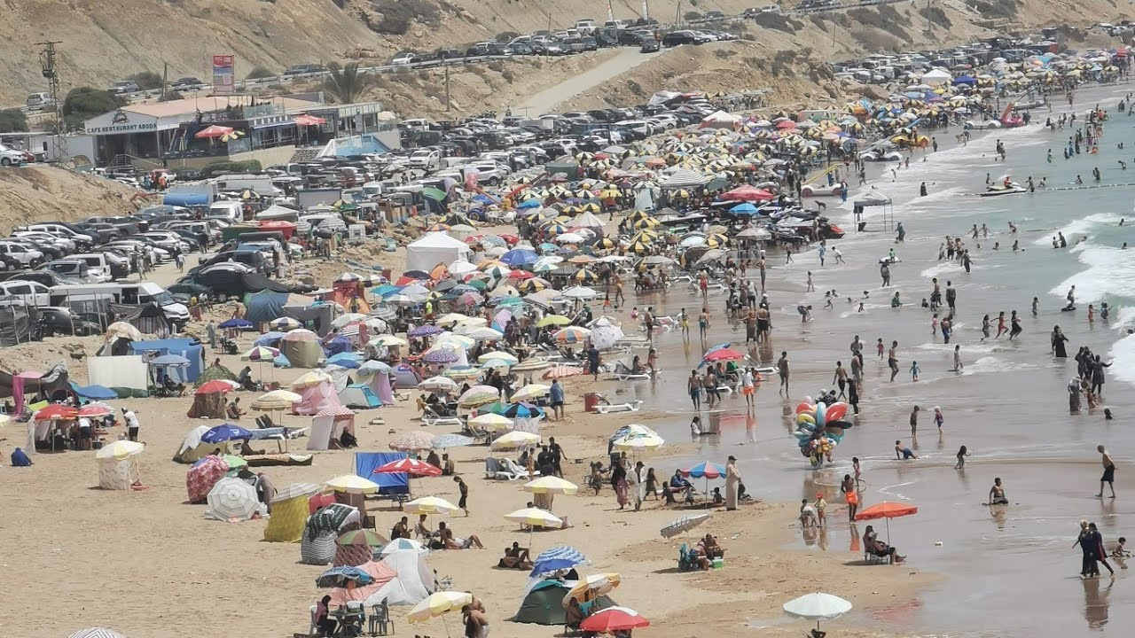 Walking in Plage Km 25 Beach to Imi Ouaddar - Agadir City in Morocco إمي ودار أكادير شاطئ أبودان