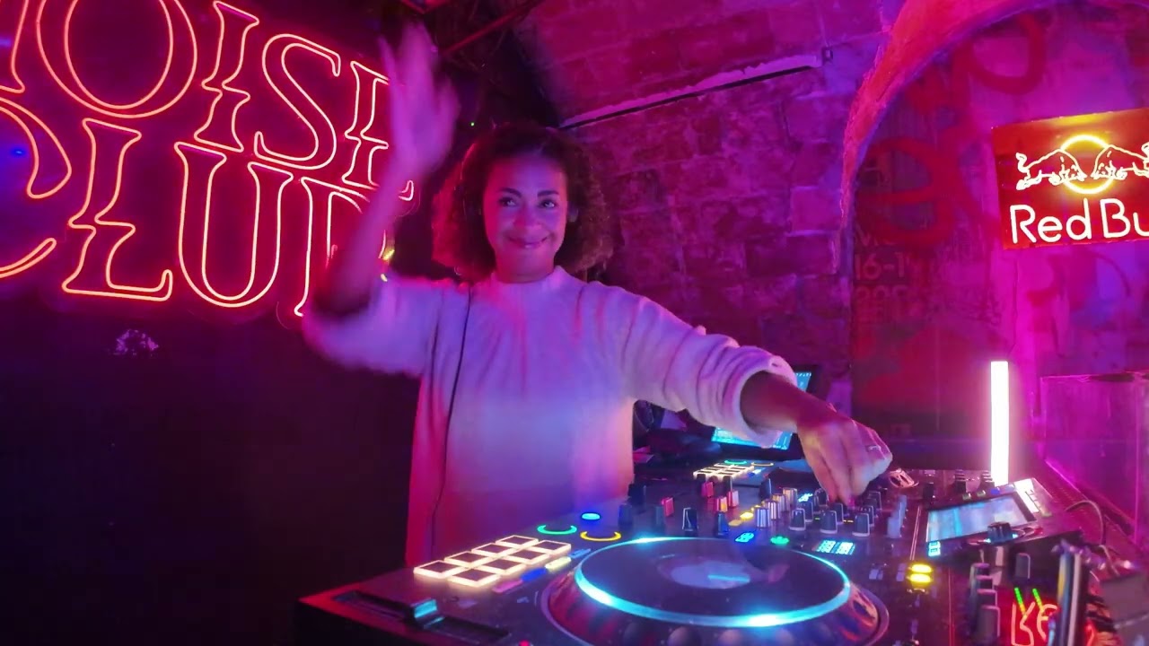 Milady @ Noise Club - 2 hours of House Music (Granada, Spain)