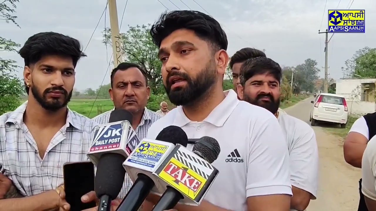 Pind de Lokka ne Fad leya Lakdi da Loaded Truck, Kita Police de Hawale! 
