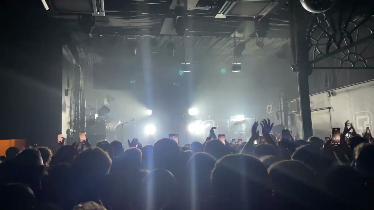 The K's stage entrance & Before I hit the floor intro   Brighton October 2025