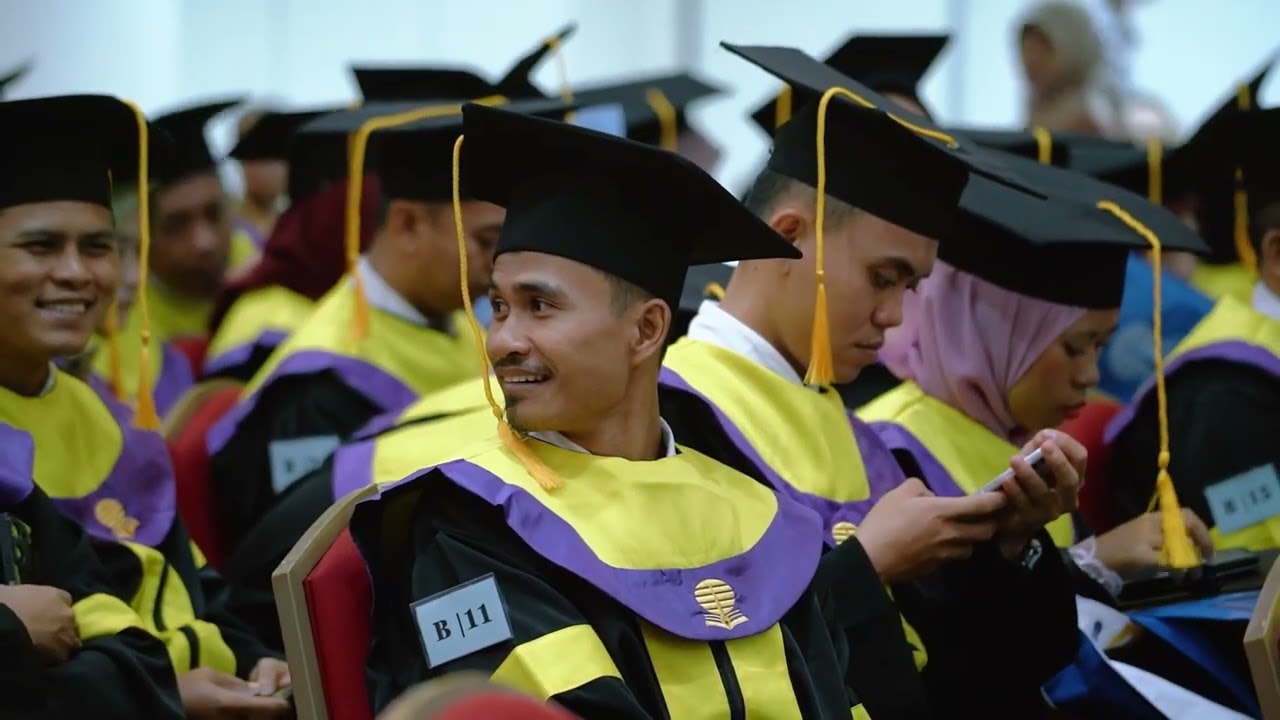 Wisuda UT bogor 2025