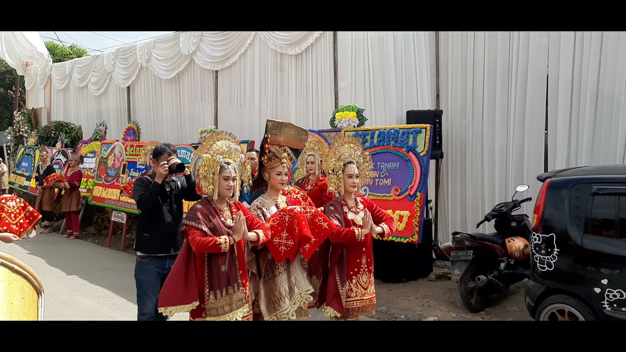 Tari Galombang jo Tari Pasambahan