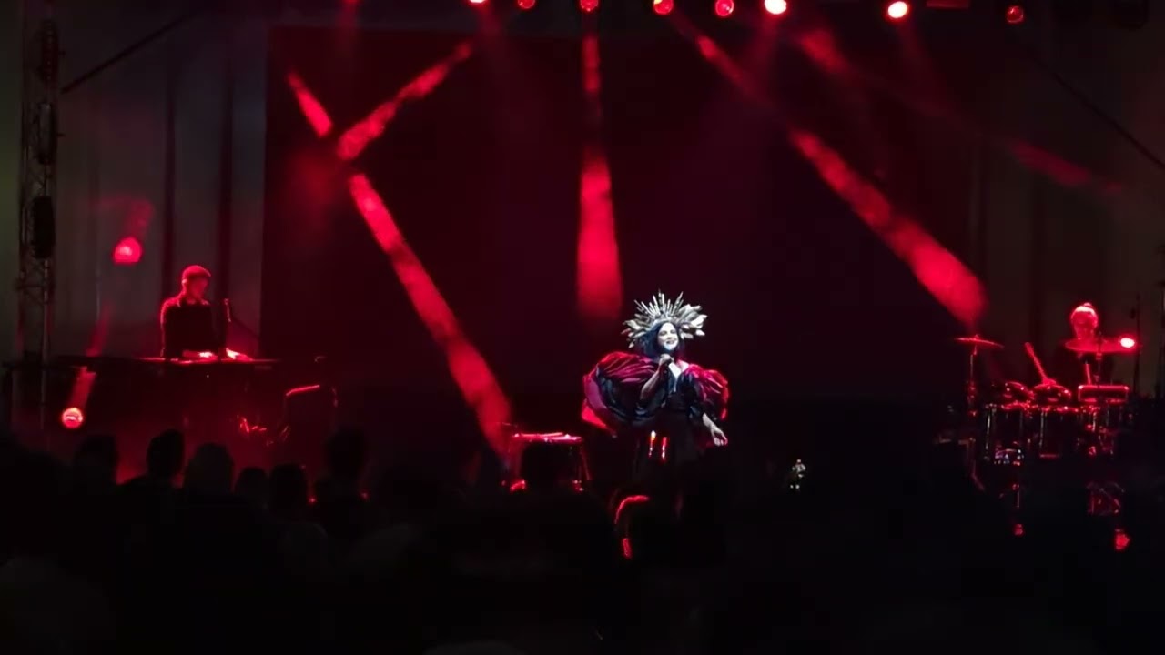 EMEL Mathlouthi - Pride / Live at Quoz Arts Fest (Dubai, 26 Jan 2025)