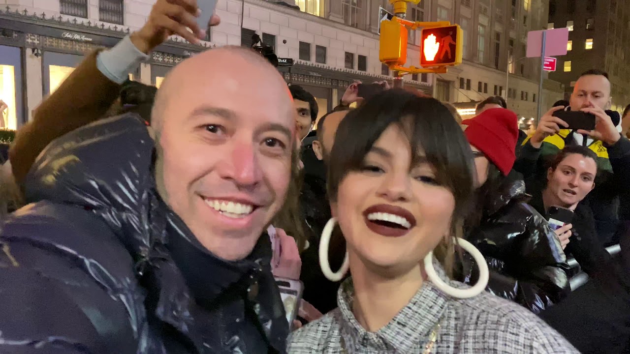 Selena Gomez Greets Fans In New York! January 14, 2020