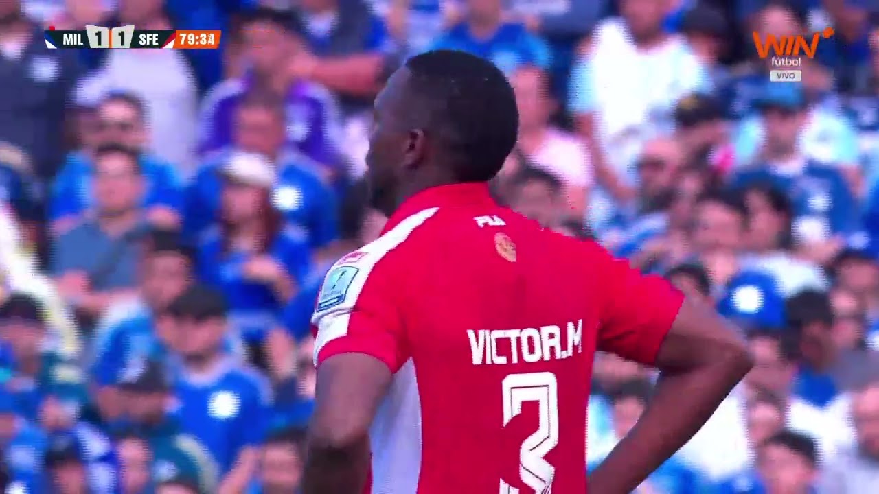 &iexcl;Se va expulsado Rodrigo Contreras y Millonarios se queda con un hombre menos ante Santa Fe!