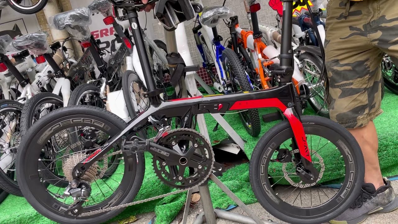 YouTube Java X1-CARBON-18S 油壓碟剎、啤令轆＊JAVA 18速 16吋 碳纖 摺疊單車 -開箱，摺車！！