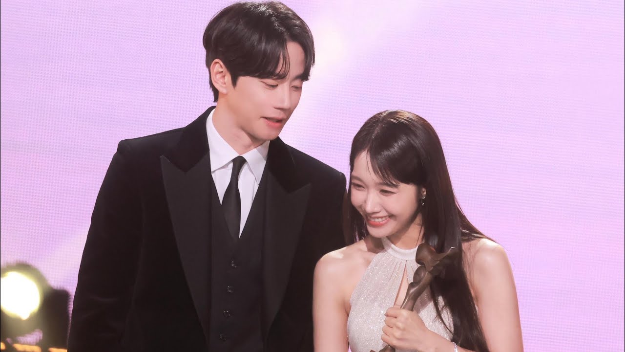 Jeong Eunji 정은지 Lee JunYoung 이준영 moments part 2 | KBS Drama Awards 2025 |Pump Up The Healthy Love  