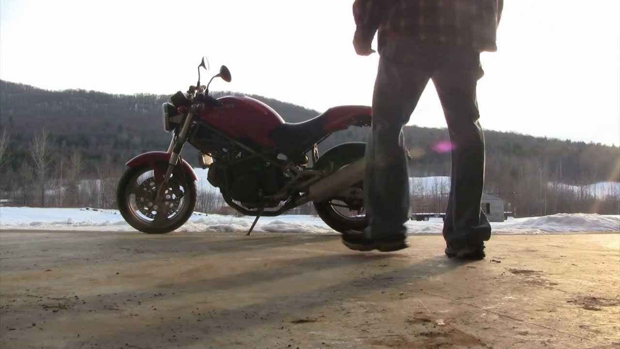 Ducati Monster 750 Stock vs. Danmoto Exhaust