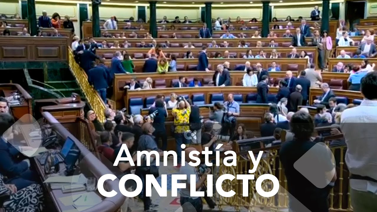 Bronca en el congreso por la Ley de Amnistía