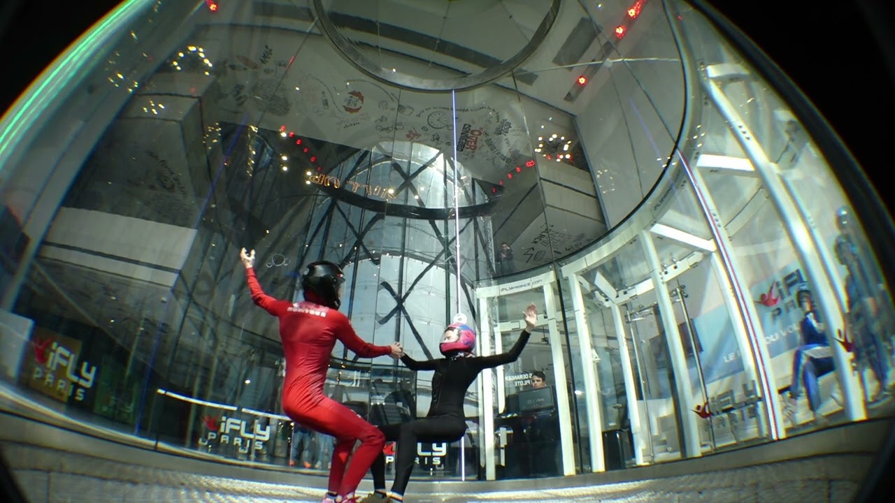#8 Do you want a smoke? - iFLY Paris