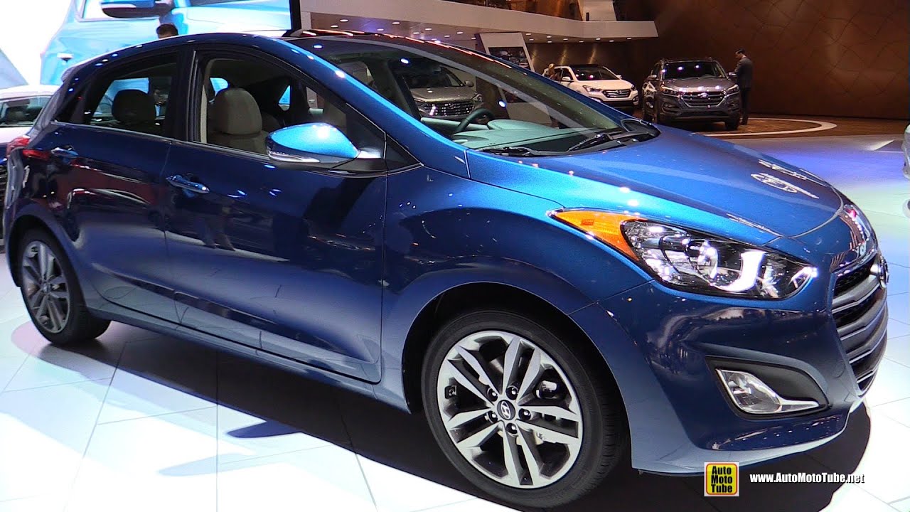 2016 Hyundai Elantra GT - Exterior and Interior Walkaround - 2016 Detroit Auto Show