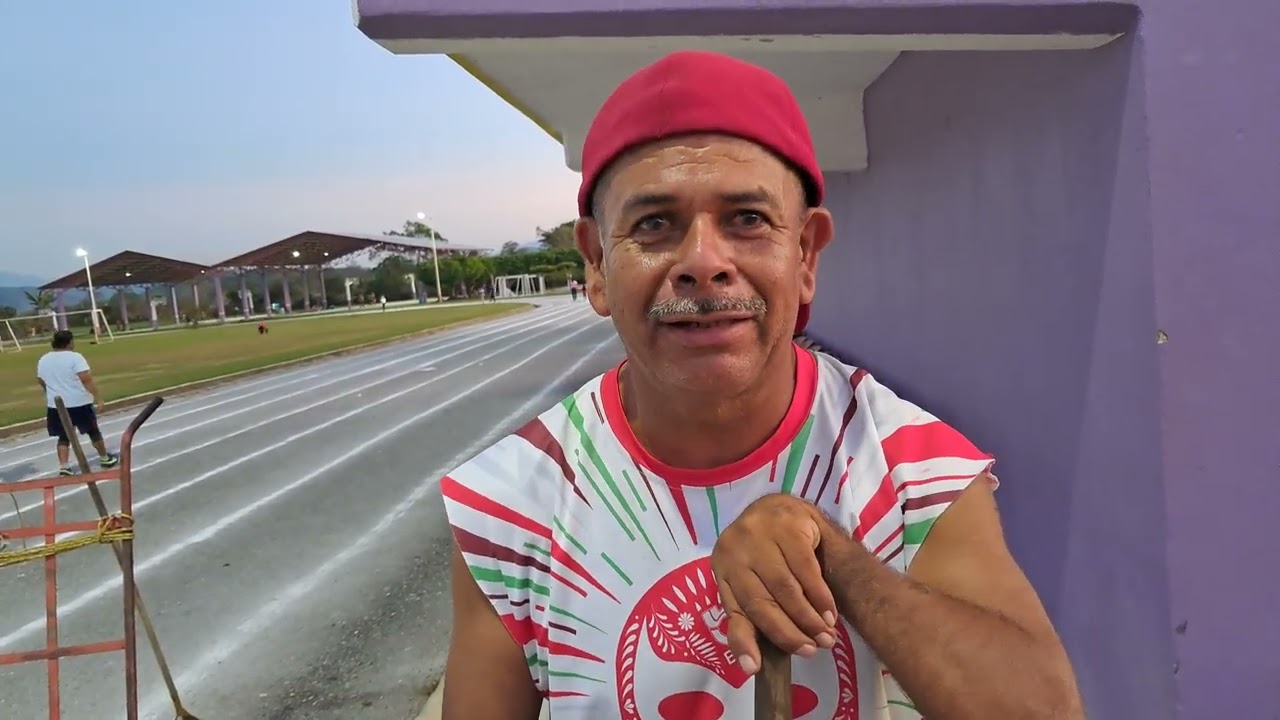 UNA PEQUEÑA PLATICA CON NUESTRO GRAN AMIGO JUAN CARLOS SOLANO 