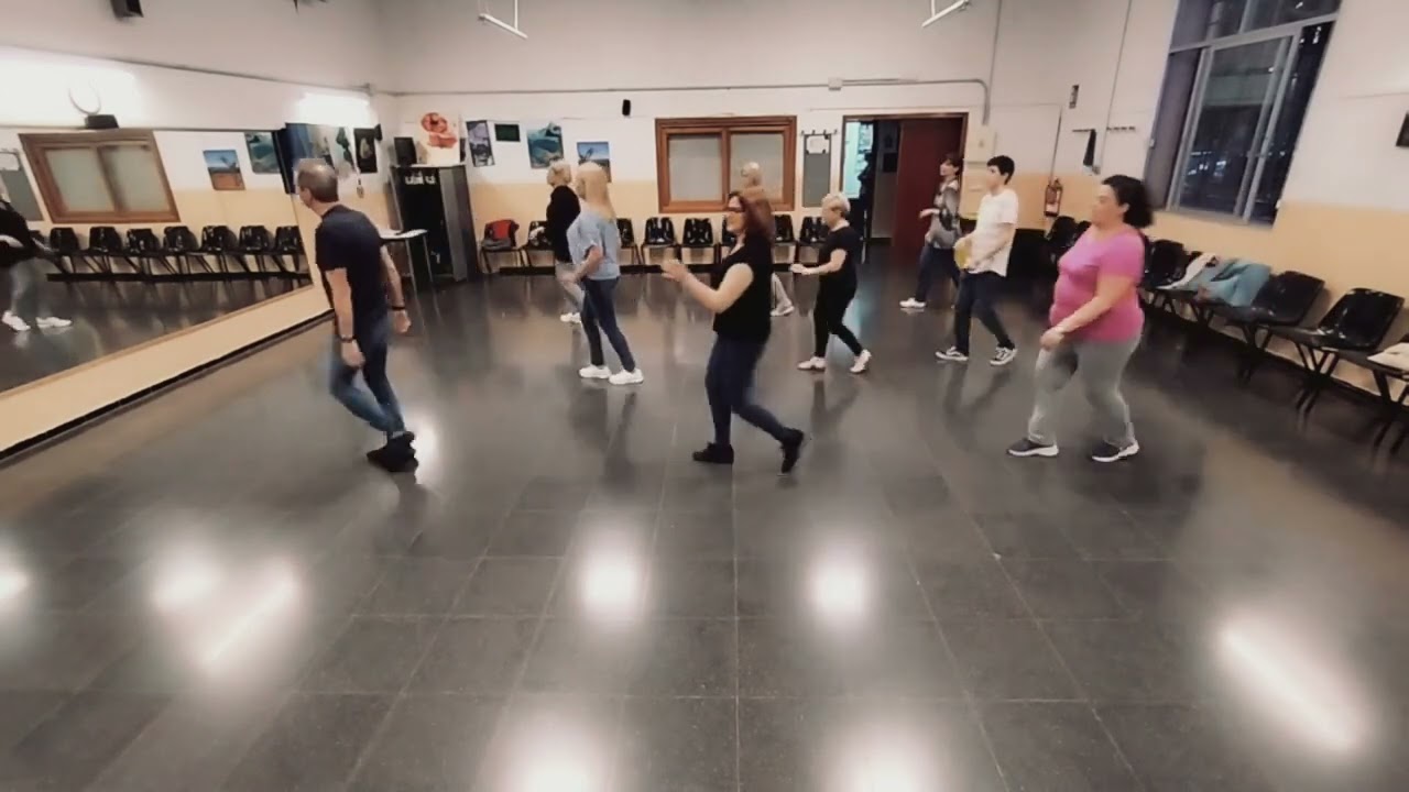 Dímelo (baile en línea) .